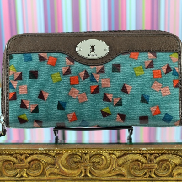Fossil Key-Per Leather trimmed Wallet - Picture 16 of 16